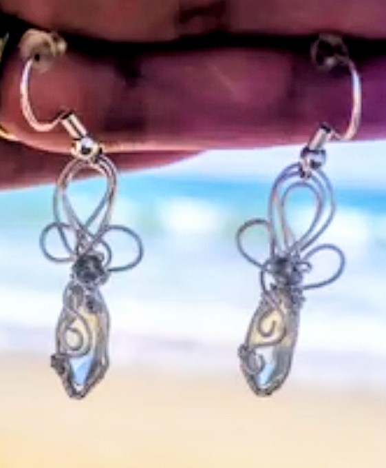Pendientes Artesanales en Plata de Ley con Cuarzo Limón y Peridoto Natural – Edición Especial